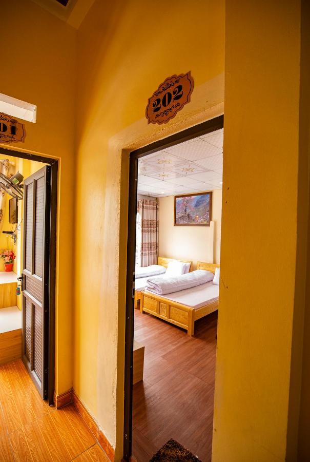 Nha Nghi Thu Nu Bed and Breakfast Meo Vac Buitenkant foto
