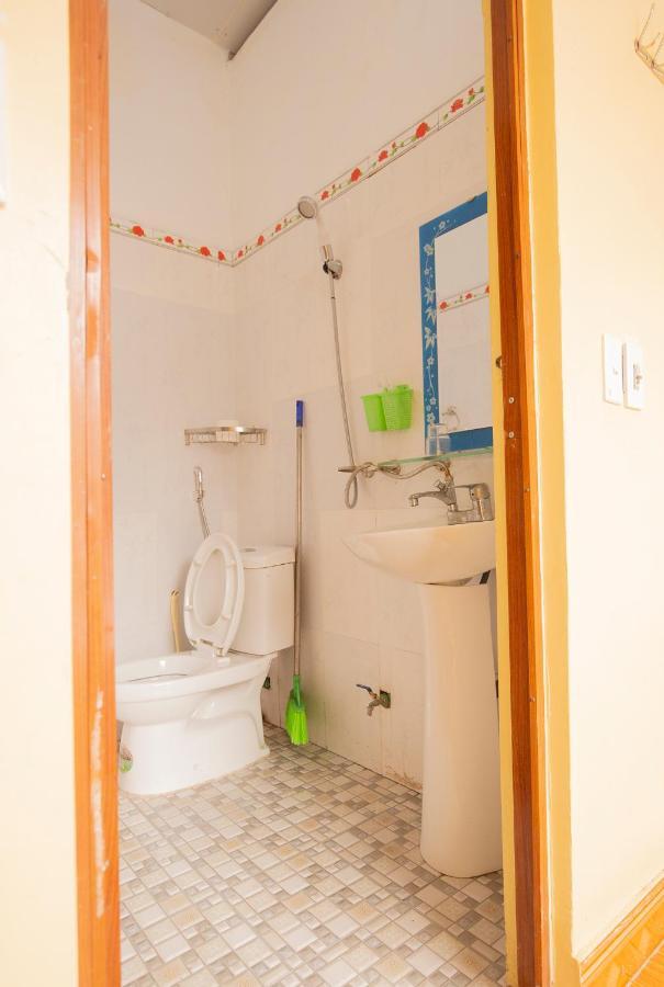 Nha Nghi Thu Nu Bed and Breakfast Meo Vac Buitenkant foto
