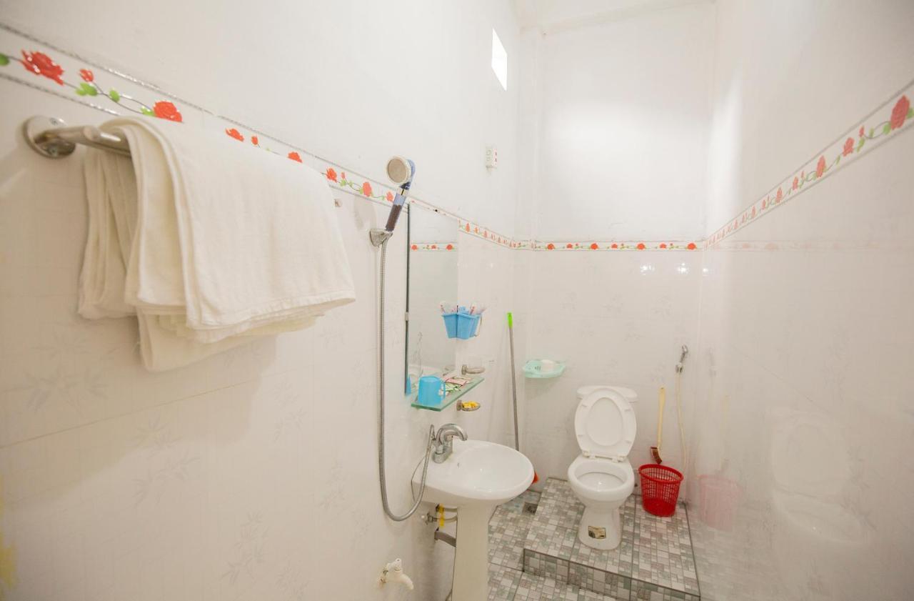 Nha Nghi Thu Nu Bed and Breakfast Meo Vac Buitenkant foto